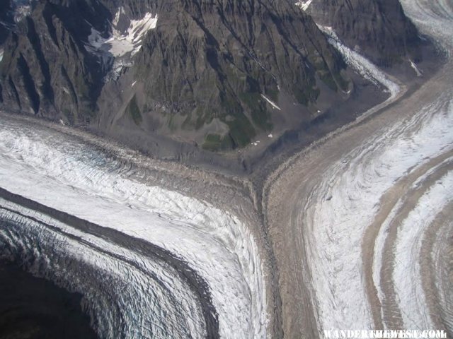 Tokositna Glacier