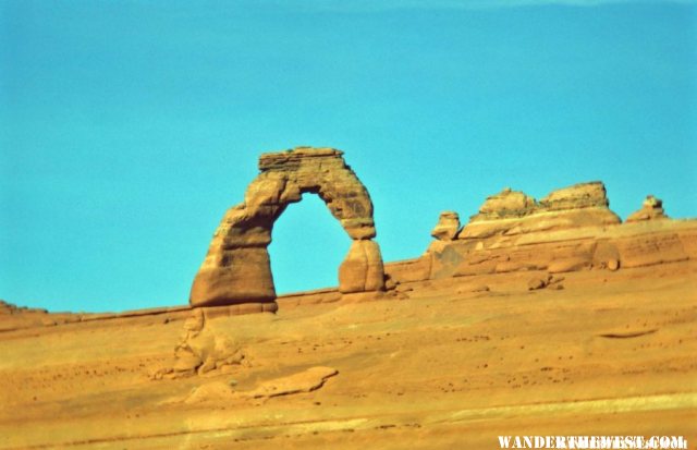 Delicate Arch from the viewpoint