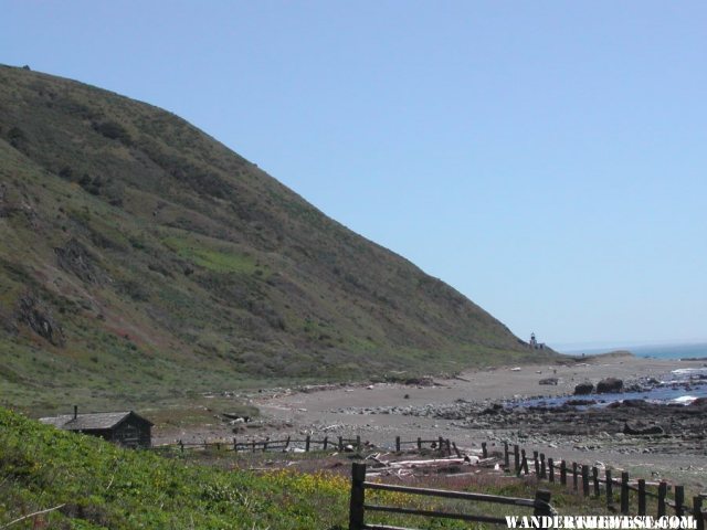 View of Pta. Gorda Lighthouse from 1 mile North