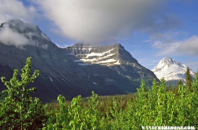 Heading up to Logan Pass