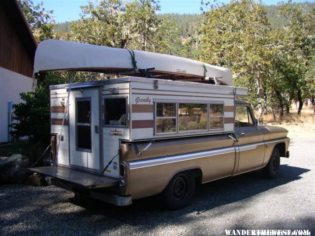 Retro truck and camper