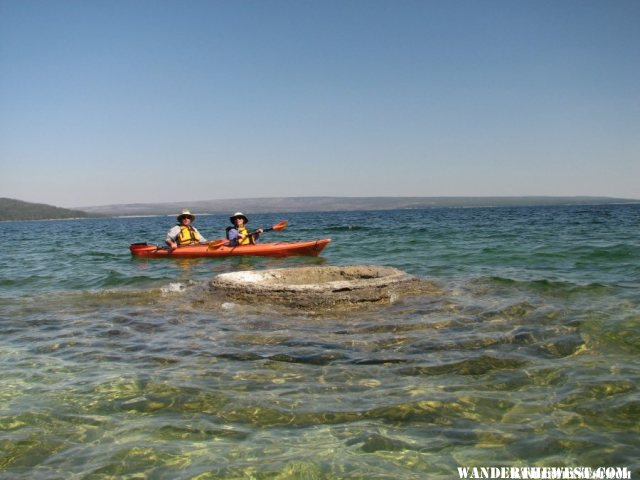 Kayaking past Fishing Geyser