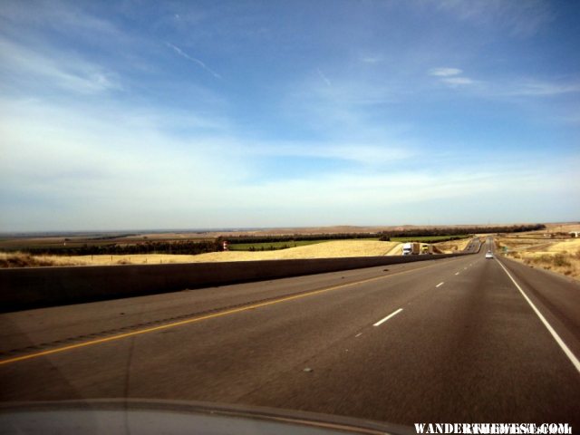 109 San Joaquin Valley going into Bakerfield (1024x768).jpg