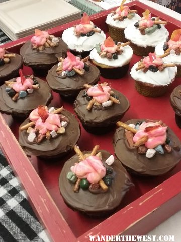 camp fire cupcakes