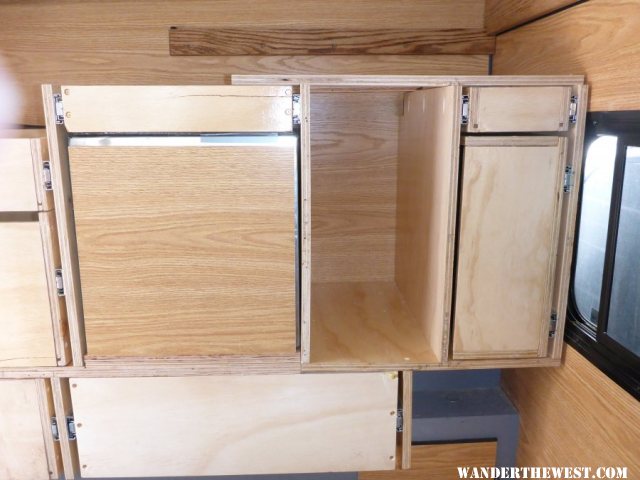 Propane box with silverward drawer. Wave 3 drawer.
