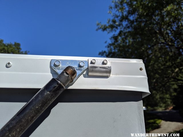 Rear attachment near roof clip